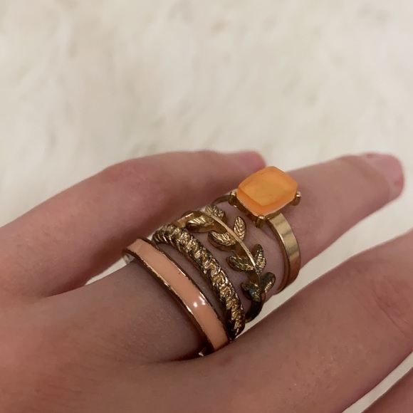 Rustic vintage ring set - Picture 3 of 4